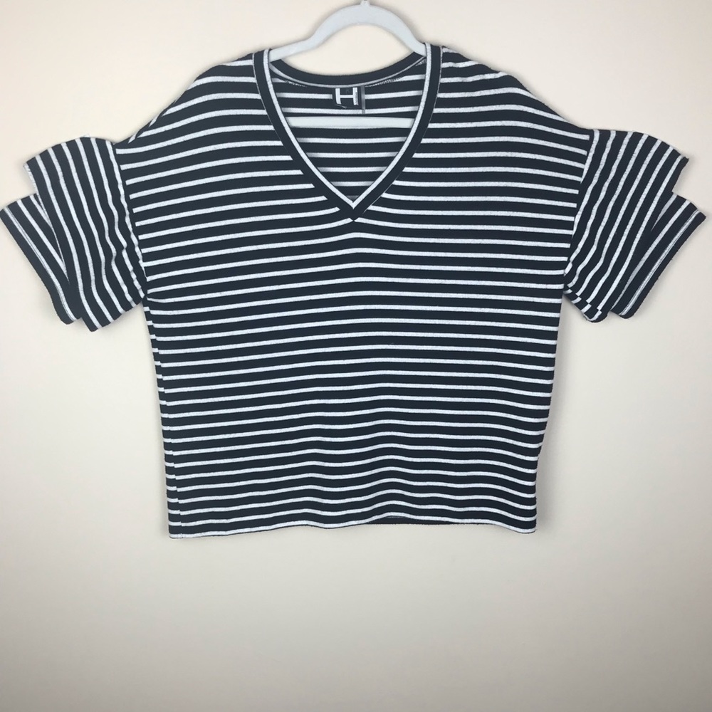 H by Bordeaux Layered Sleeve Black and White Top